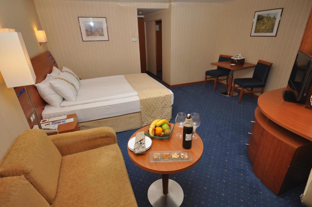 Отзывы про отдых в отеле, Holiday Inn Istanbul City, an Ihg Hotel