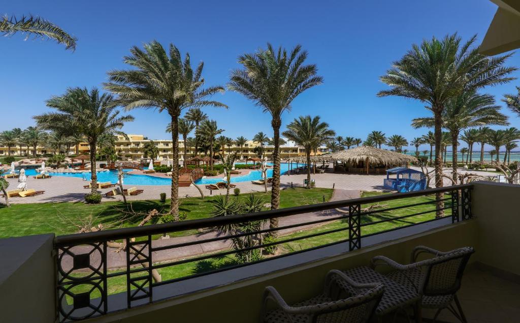 Отель, Шарм-эль-Шейх, Египет, Amwaj Oyoun Hotel & Resort