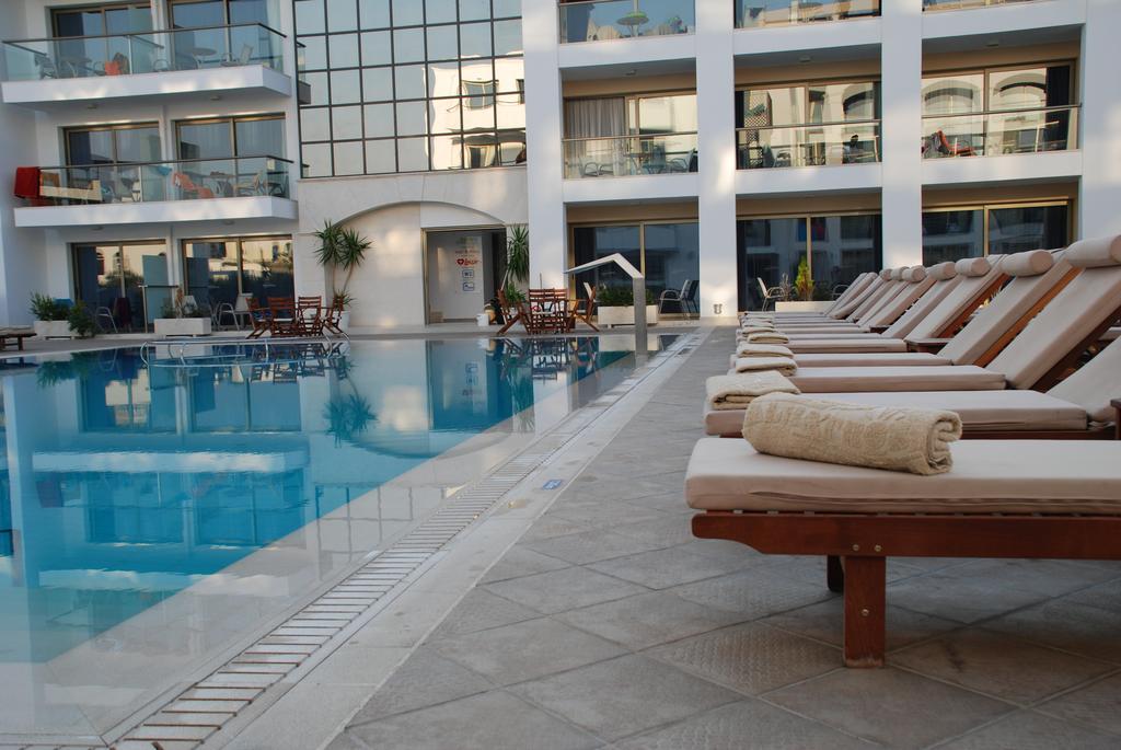 Гарячі тури в готель Albatros Spa & Resort Hotel Іракліон Греція