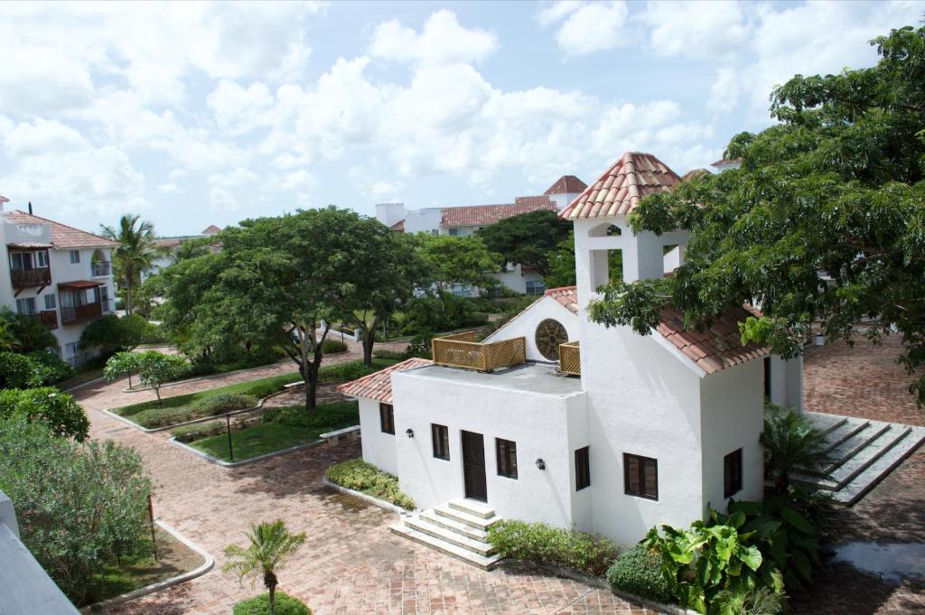 Cadaques Caribe Resort & Villas, Ла-Романа ціни
