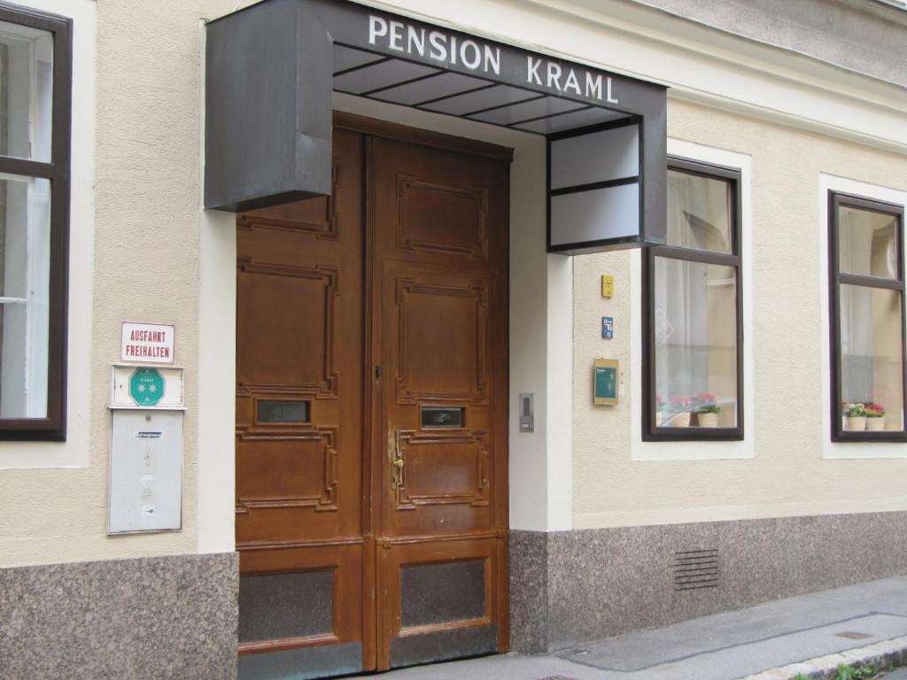 Pension Kraml, Австрия, Bена, туры, фото и отзывы