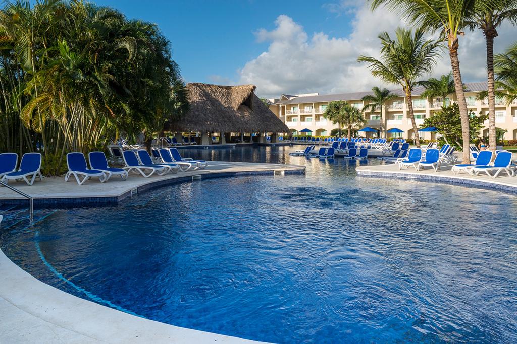 Відгуки гостей готелю Grand Memories Punta Cana