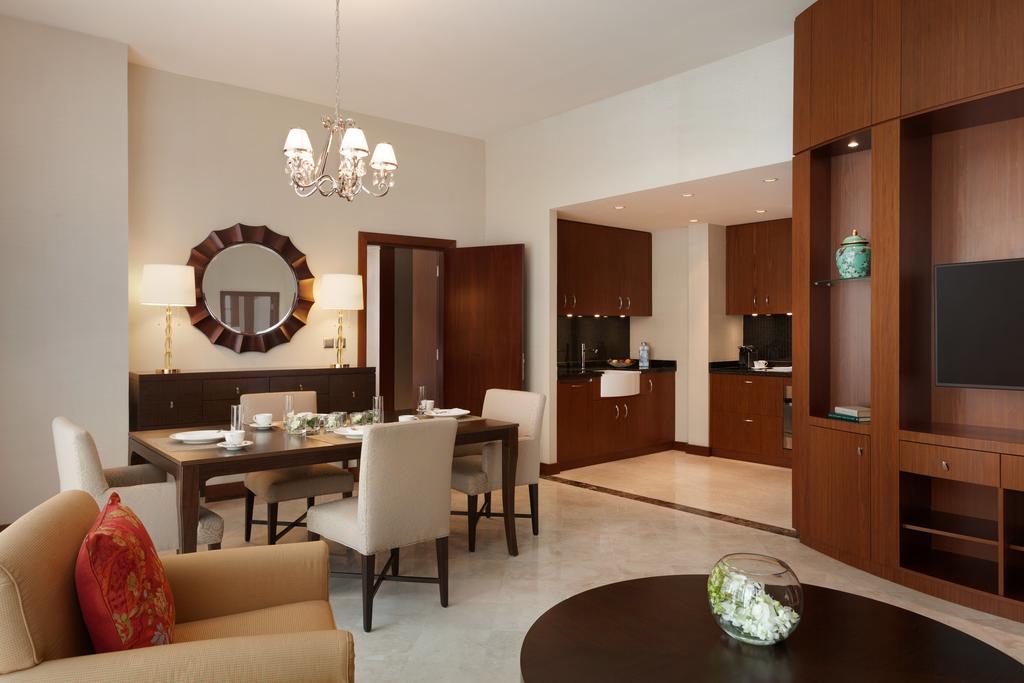 Shangri-La Hotel Doha, Doha (miasto) ceny
