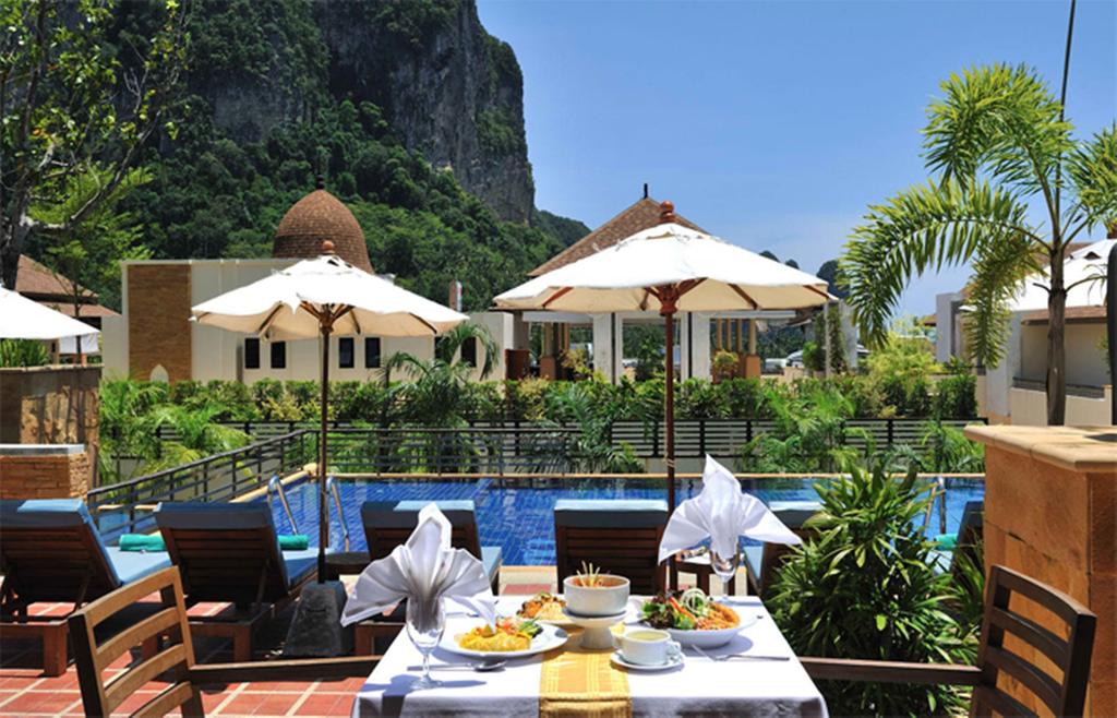 Avani Ao Nang Cliff Krabi Resort, photo