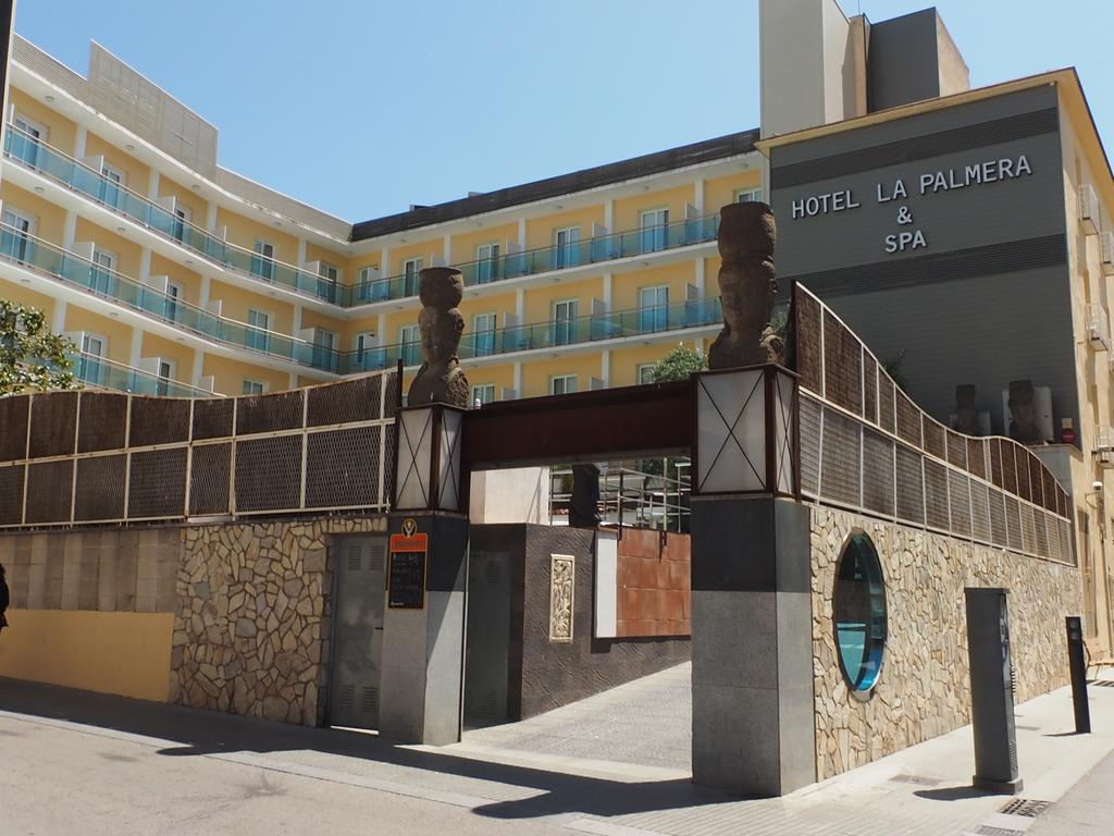 Reviews of tourists La Palmera Hotel