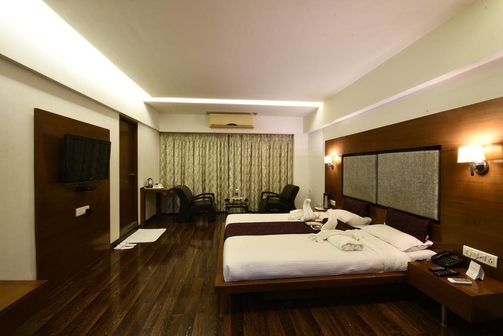 Platinum Residency Hotel Индия цены