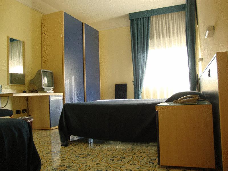 Отель, Сперлонга, Италия, Hotel La Playa