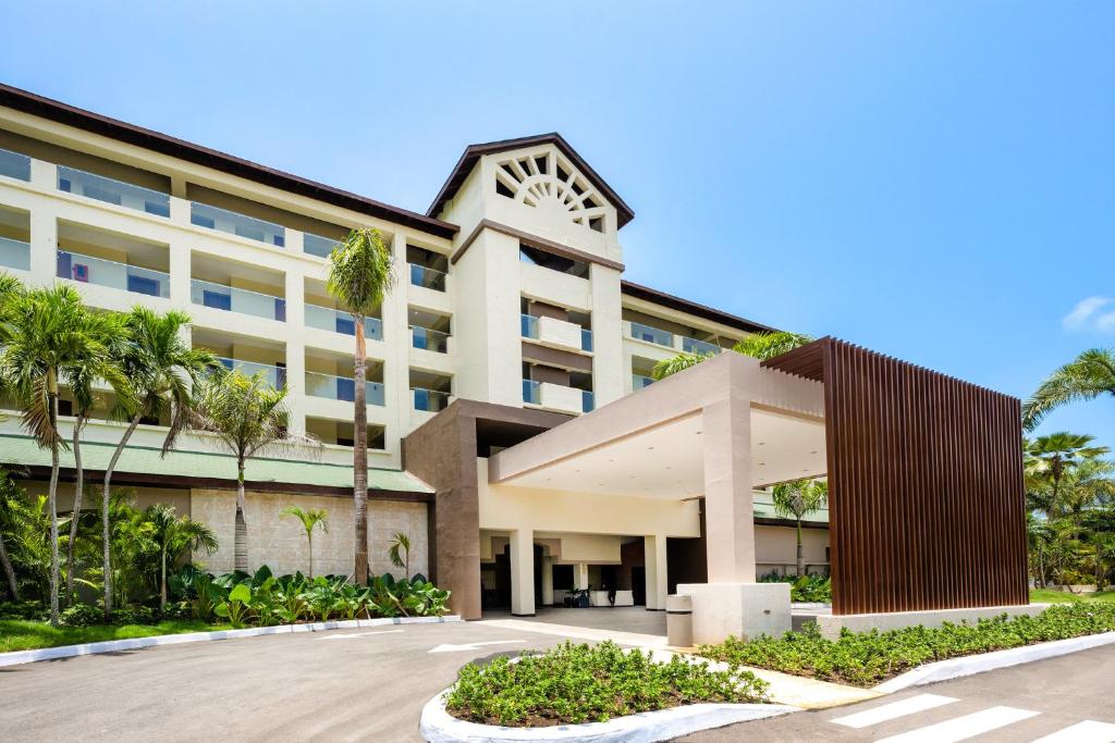 Отзывы гостей отеля Coral Costa Caribe Resort
