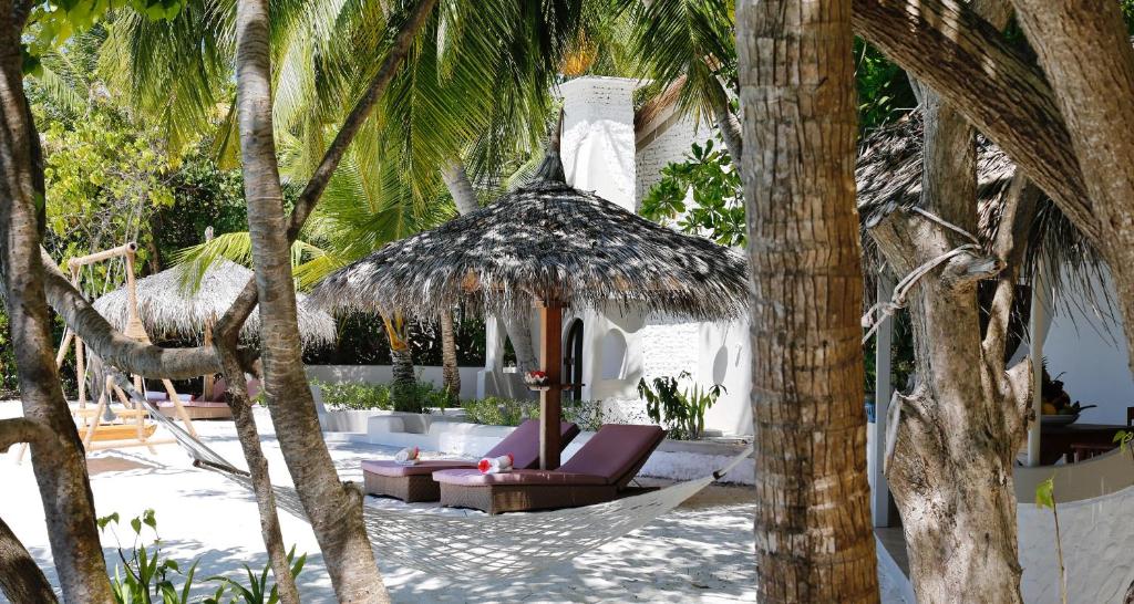 Hotel rest Nika Island Resort Ari & Razd Atoll