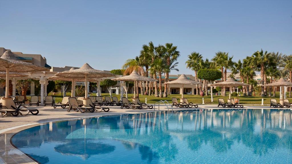 Отдых в отеле Coral Sea Holiday Resort Шарм-эль-Шейх Египет