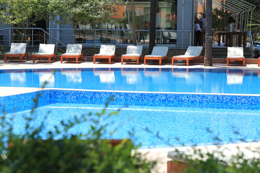 Гарячі тури в готель Diamma Resort Hotel Дуррес Албанія