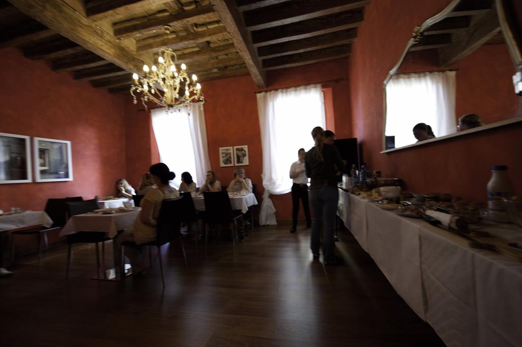 Туры в отель Albergo Morandi Болонья