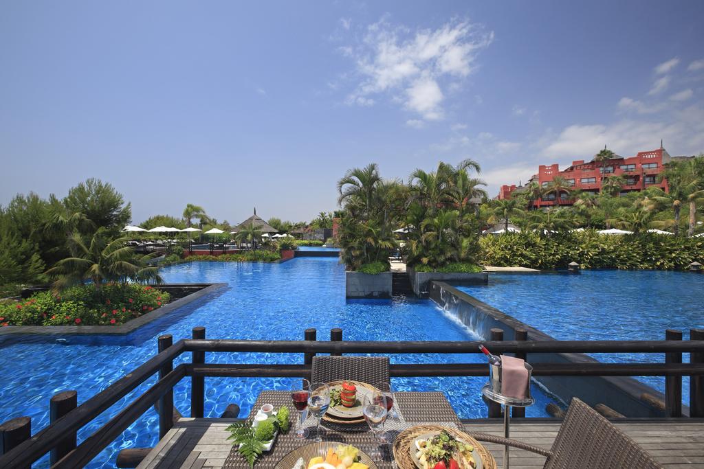 Ціни в готелі Barcelo Asia Gardens Hotel And Thai Spa