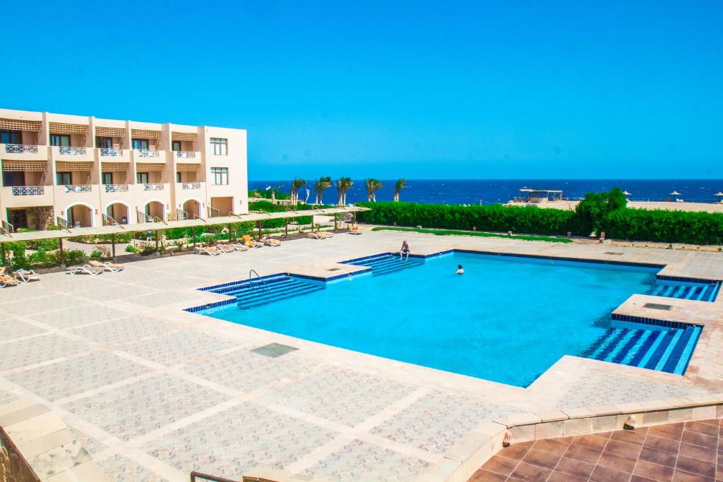 Viva Blue Resort Soma Bay (Adults Only 12+), Египет, Сафага, туры, фото и отзывы