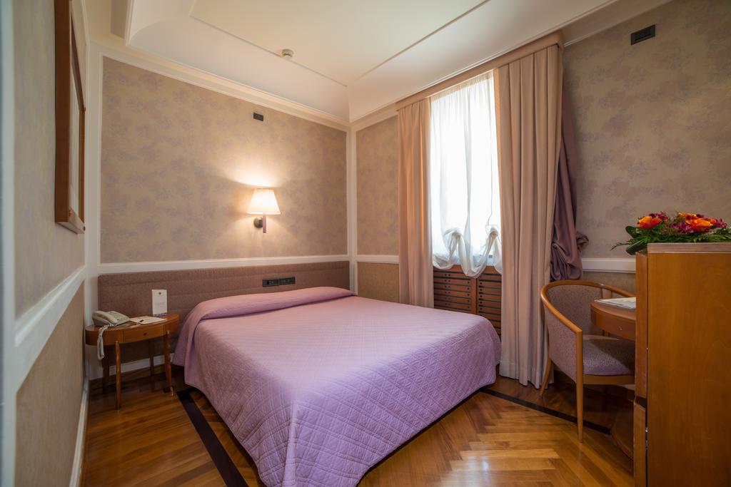 Region Syrakuz Grand Hotel Ortigia ceny