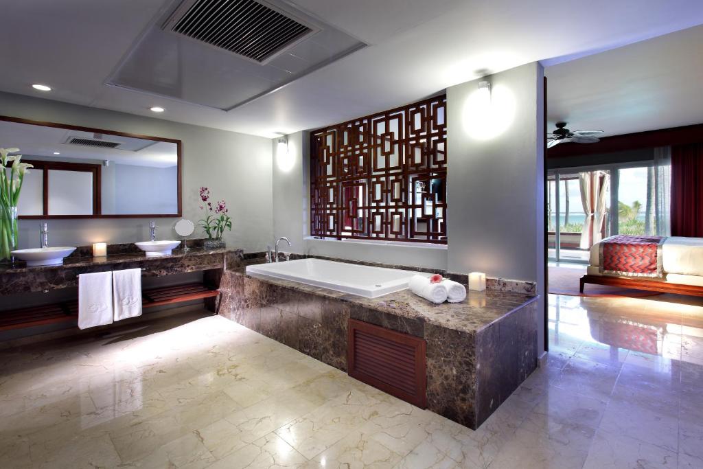 Dominican Republic Grand Palladium Bavaro Suites Resort & Spa
