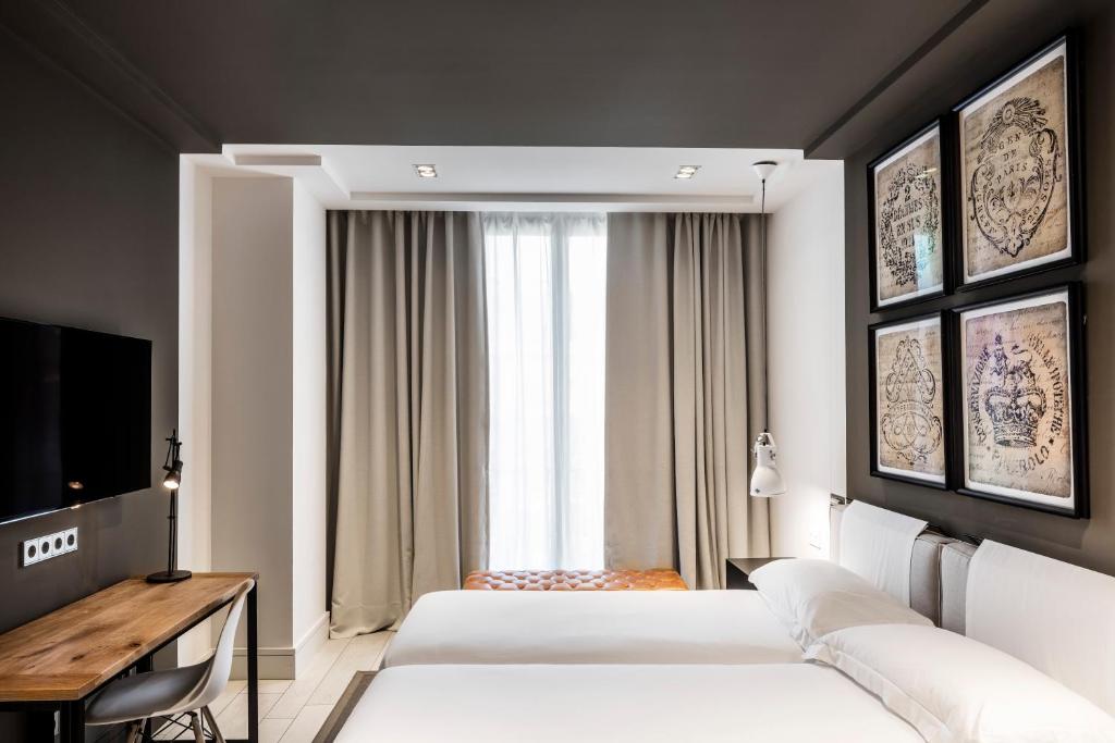 Горящие туры в отель Midtown Apartments Барселона