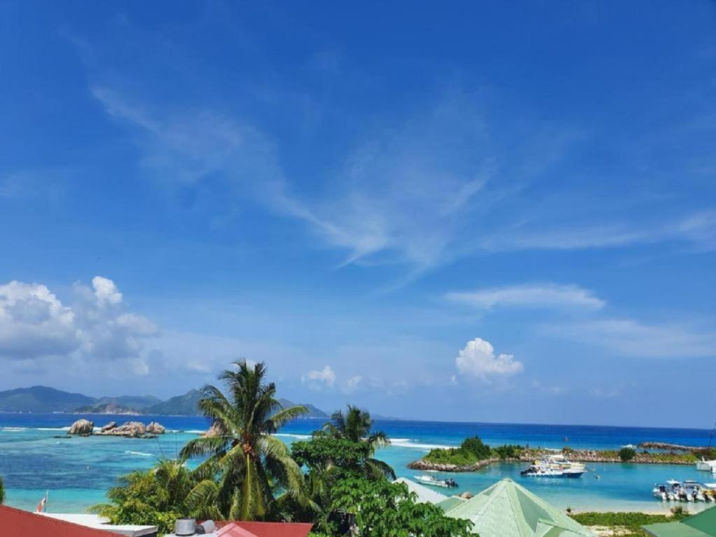 Tours to the hotel La Digue Self-Catering La Digue (island)