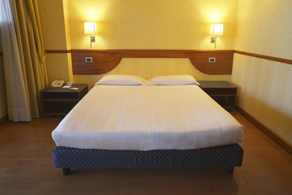Горящие туры в отель Best Western Hotel I Colli Сиена
