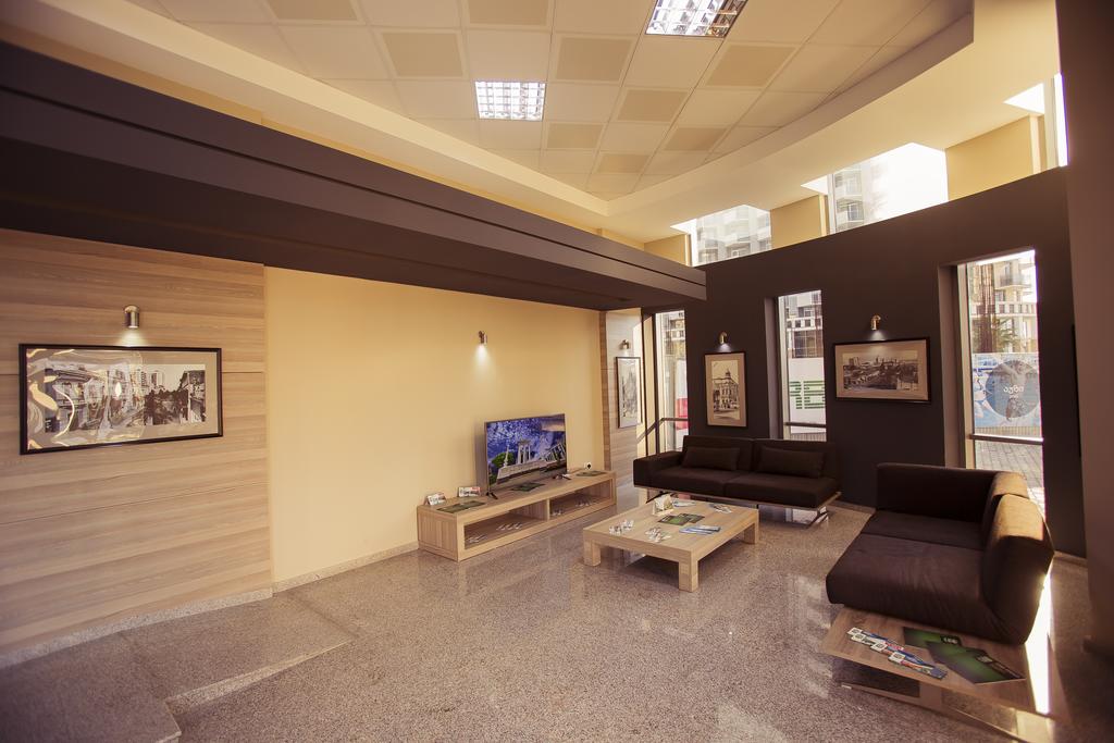 Відпочинок в готелі Aparthotel Holiday Lux Batumi Батумі