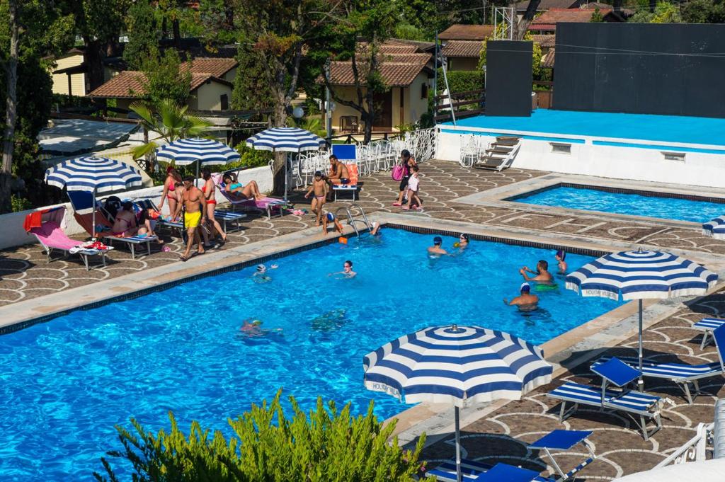 Wakacje hotelowe Holiday Village (Lido Di Fondi) Sperlonga Włochy