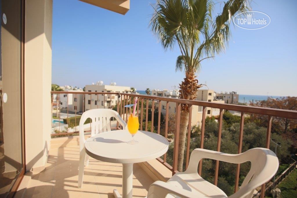Lucky Hotel Apartments Cypr ceny