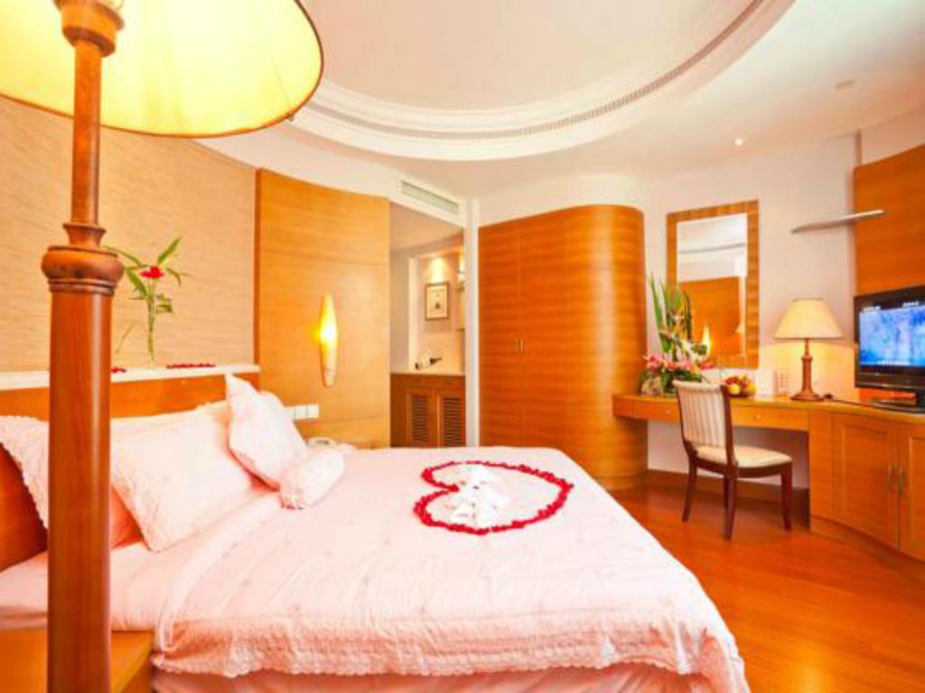 Відпочинок в готелі Sanya Jinjiang Baohong Hotel (ex. Rendezvous Baohong Sanya) Дадунхай