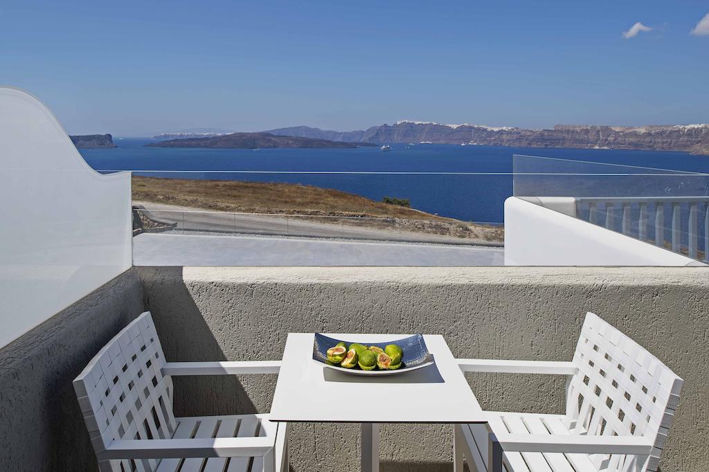 Tours to the hotel Acroterra Rosa Luxury Suite Santorini Island