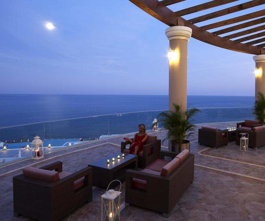 Odpoczynek w hotelu Atrium Prestige Thalasso Spa Resort & Villas