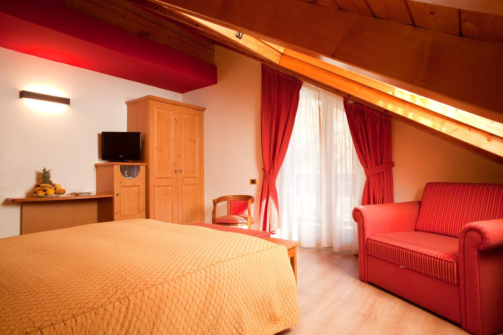 Горящие туры в отель Medil Wellness & Family Hotel (Campitello) Валь-ди-Фасса