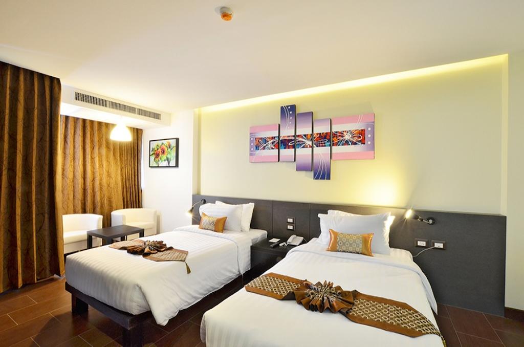 Lakkhana Poolside Resort, Plaża w Pattayi ceny