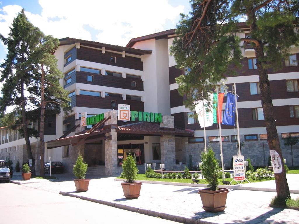 Тури в готель Pirin Банско Болгарія