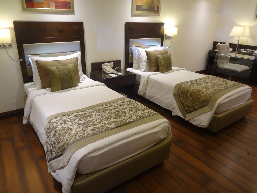 Відпочинок в готелі Park Plaza Ахмадабад