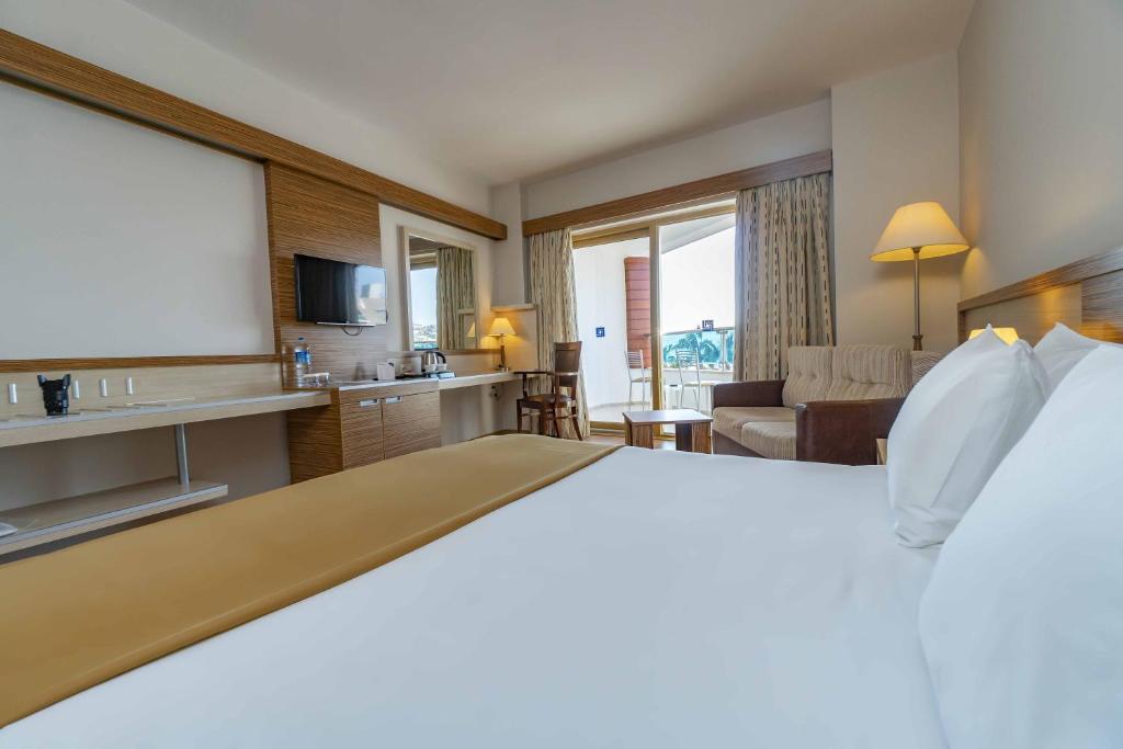 Hotel reviews Azure By Yelken Hotel (ex. Grand Park Bodrum)