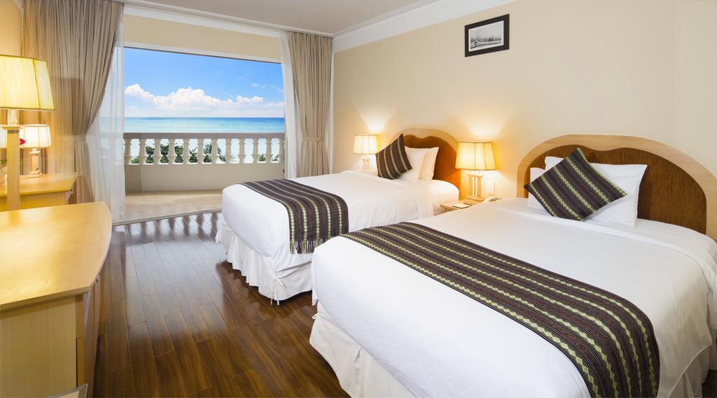 Туры в отель Sunrise Nha Trang Beach Hotel & Spa Ня Чанг Вьетнам
