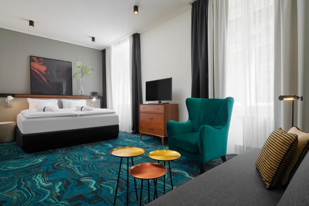 Hotel Republika & Suites Чехия ціни