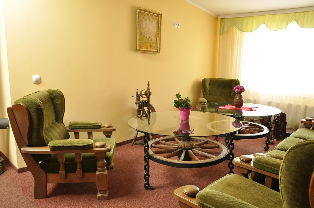 Відпочинок в готелі Cardinal Сату-Маре Румунія