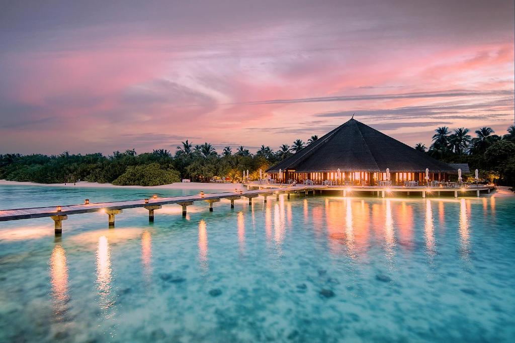 Hotel rest Hideaway Beach Resort & Spa Haa Alif Atoll Maldives