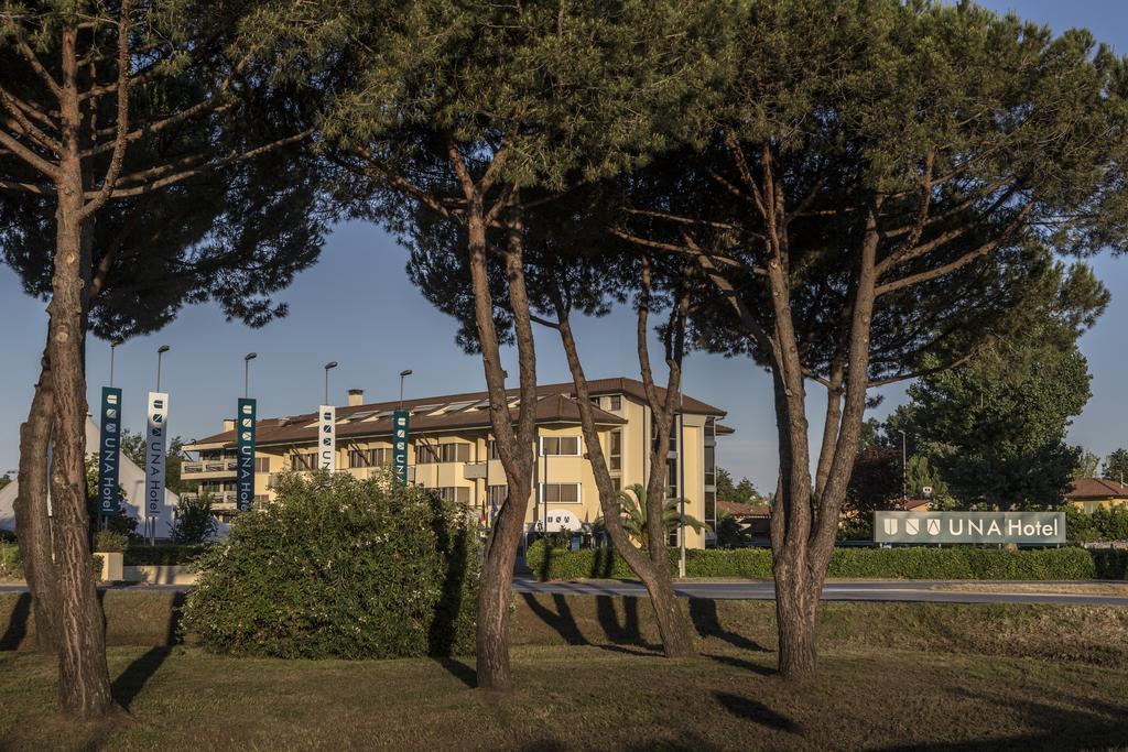 Горящие туры в отель Una Hotel Forte dei Marmi Форте-деи-Марми Италия