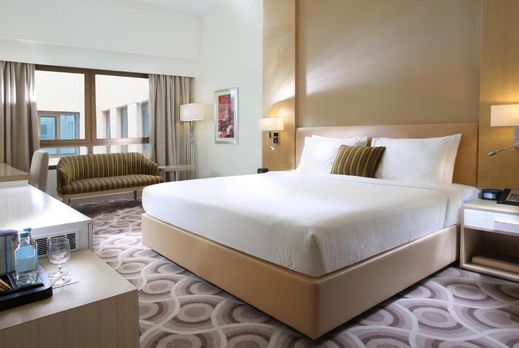 Metropolitan Hotel Dubai, Дубай (город) цены