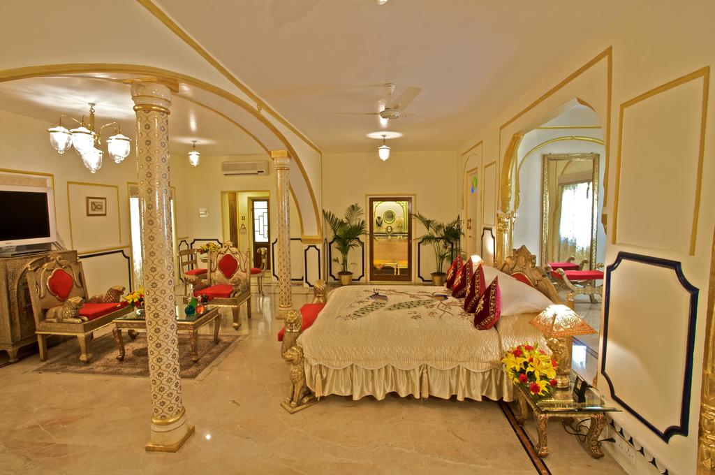 The Raj Palace, фото