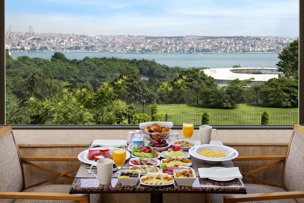 Odpoczynek w hotelu Hilton Istanbul Bosphorus