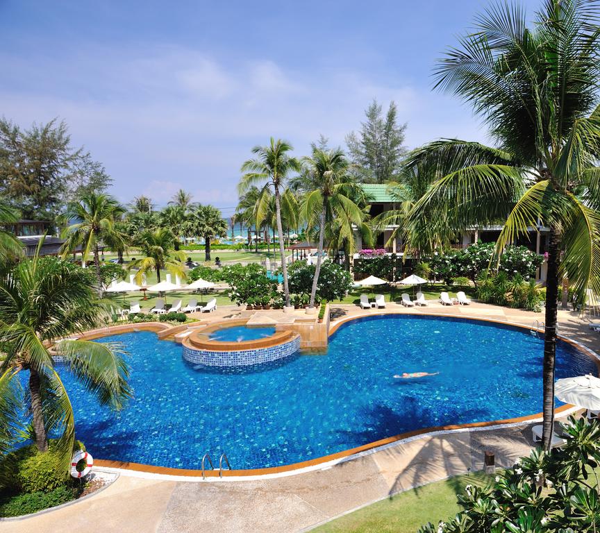 Отдых в отеле Kata Thani Beach Resort Пляж Ката Таиланд