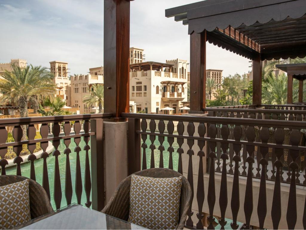 Готель, Jumeirah Dar Al Masyaf