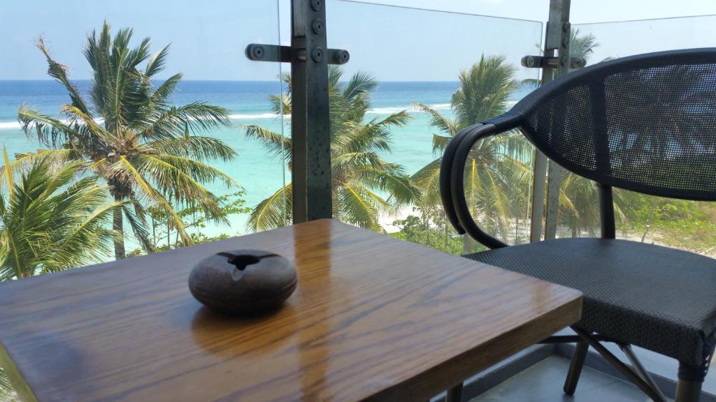 Vista Beach Retreat Мальдивы цены