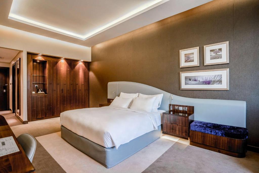 Отдых в отеле Radisson Blu Hotel Dubai Waterfront Дубай (город)