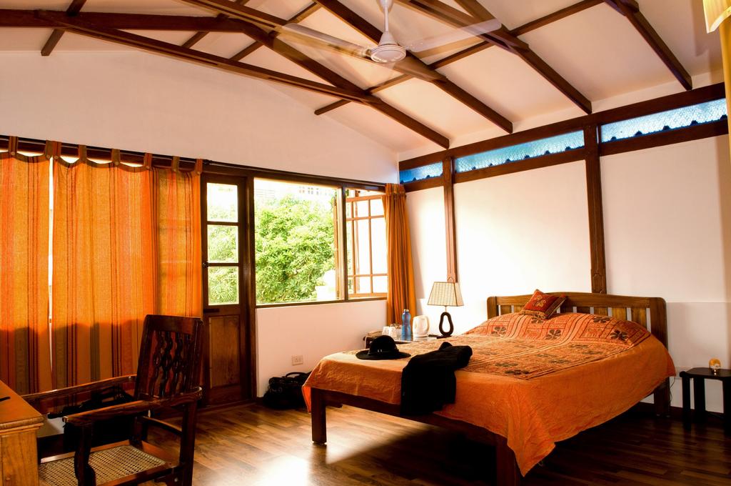 Casa Piccola Cottage, Бангалор цены