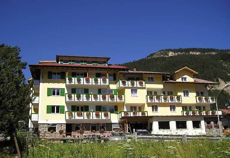 Горящие туры в отель Montana Валь-ди-Фасса Италия