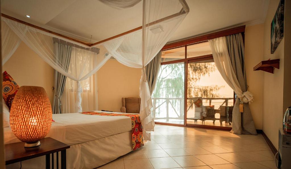 Горящие туры в отель Kae Beach Zanzibar Resort