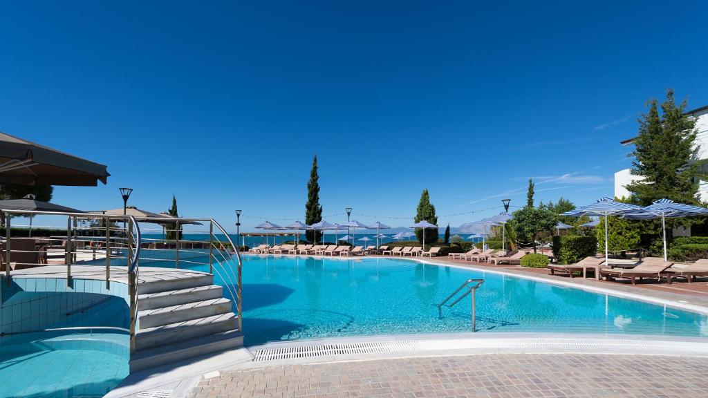 Горящие туры в отель Poseidon Palace Patra Пелопоннес